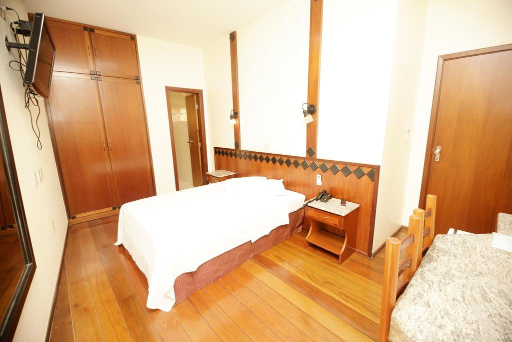פאטוס דה מינאס Galatas Central Hotel מראה חיצוני תמונה