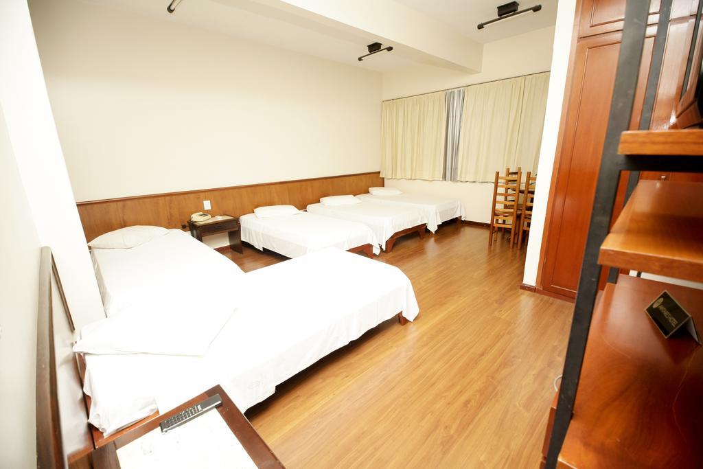פאטוס דה מינאס Galatas Central Hotel מראה חיצוני תמונה